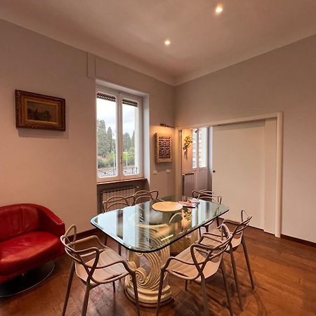 רומא A Casa Di Lu, Al Colosseo - Guest House מראה חיצוני תמונה